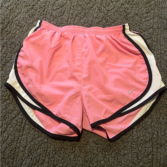Nike Pants - Nike Dri Fit short